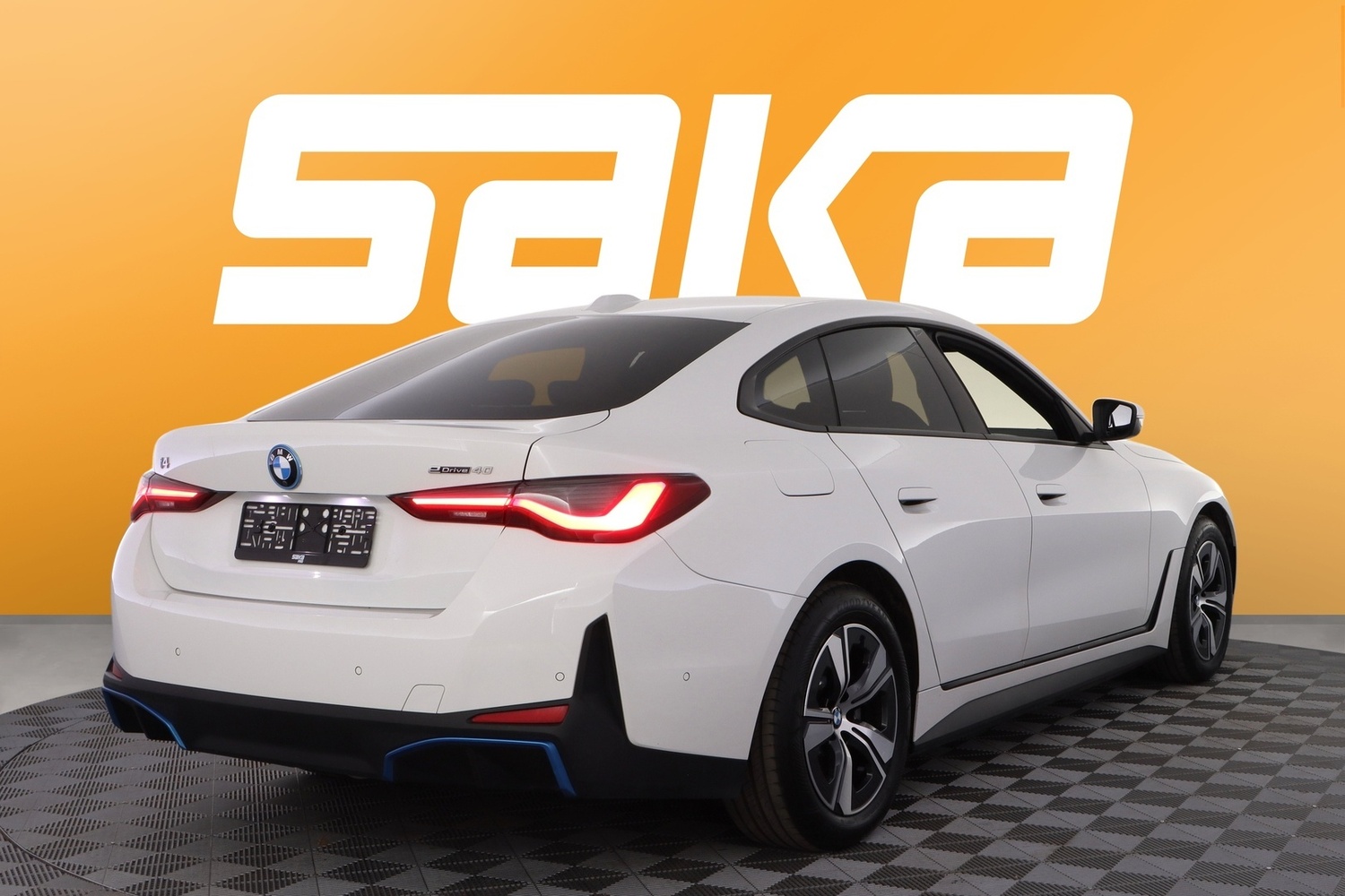 BMW i4 vaihtoauto