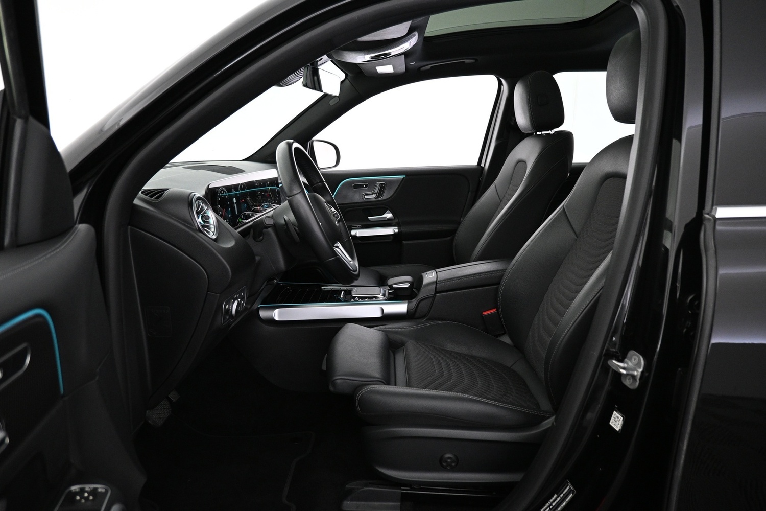 Mercedes-Benz EQB vaihtoauto