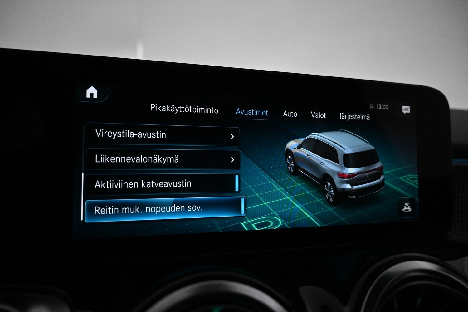 Mercedes-Benz EQB vaihtoauto