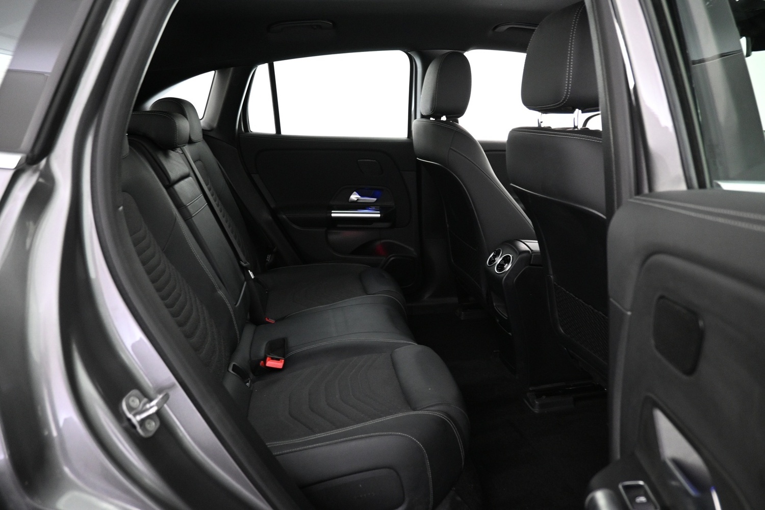 Mercedes-Benz EQA vaihtoauto