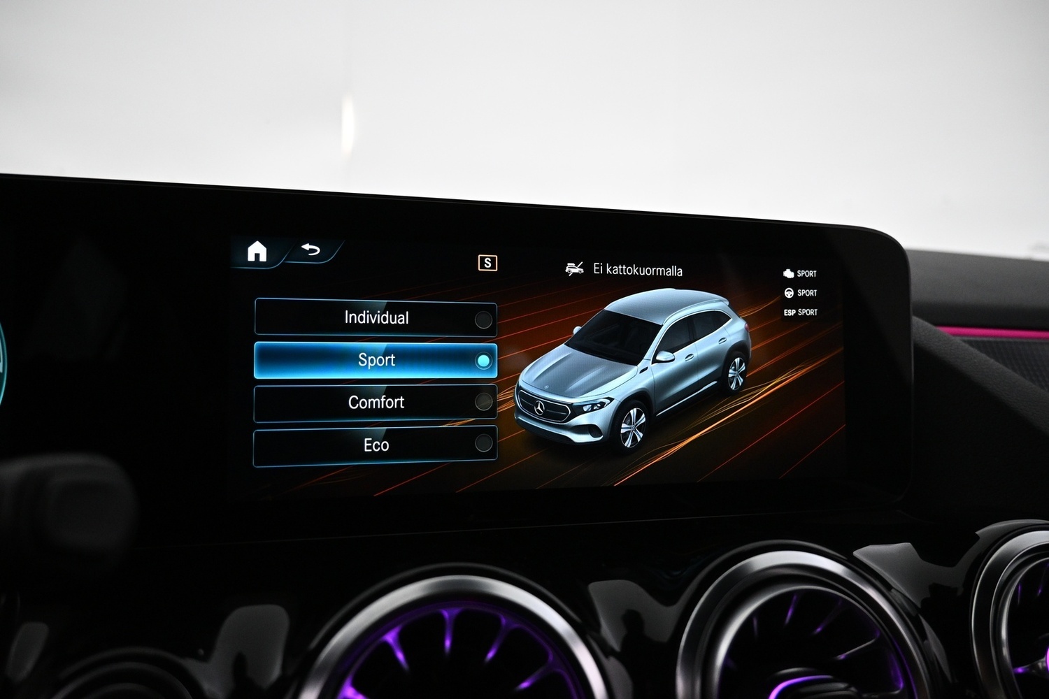 Mercedes-Benz EQA vaihtoauto