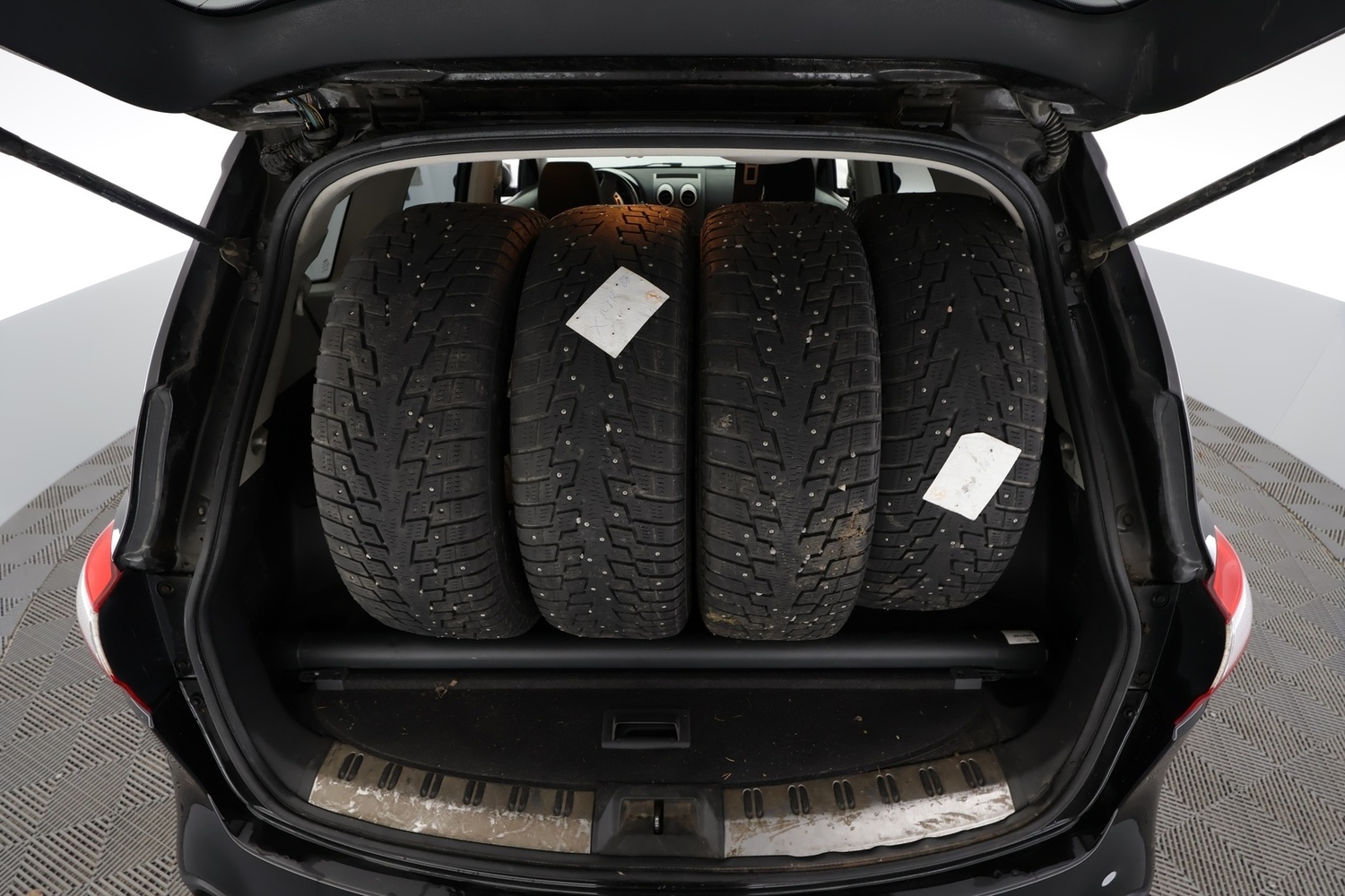 Nissan Qashqai+2 vaihtoauto