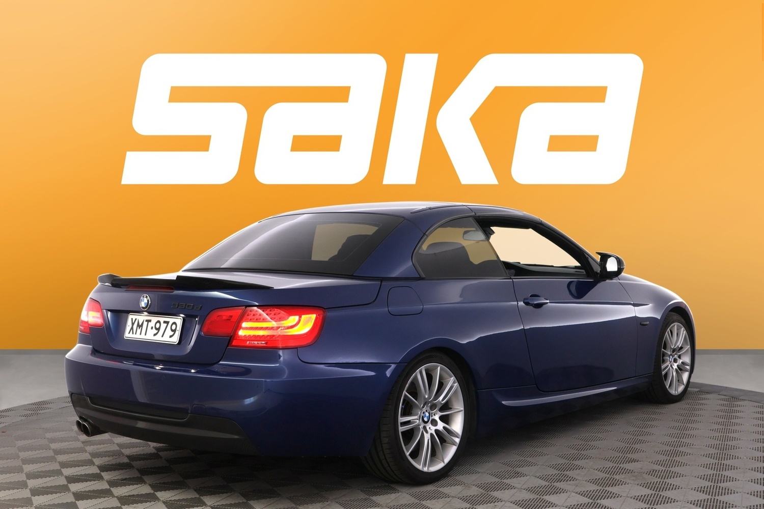 BMW 330 vaihtoauto