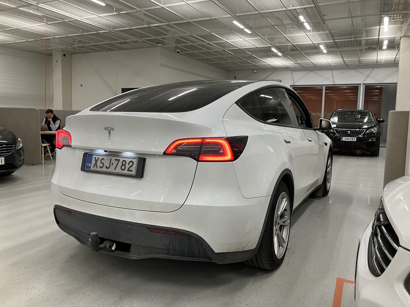 Tesla Model Y vaihtoauto