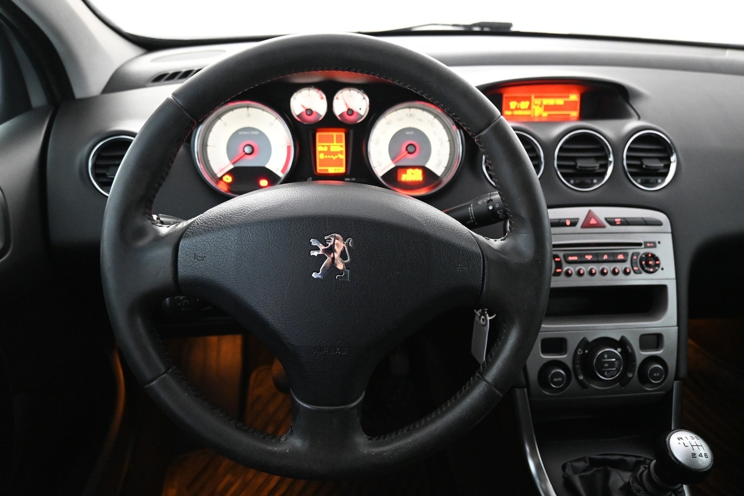 Peugeot 308 vaihtoauto