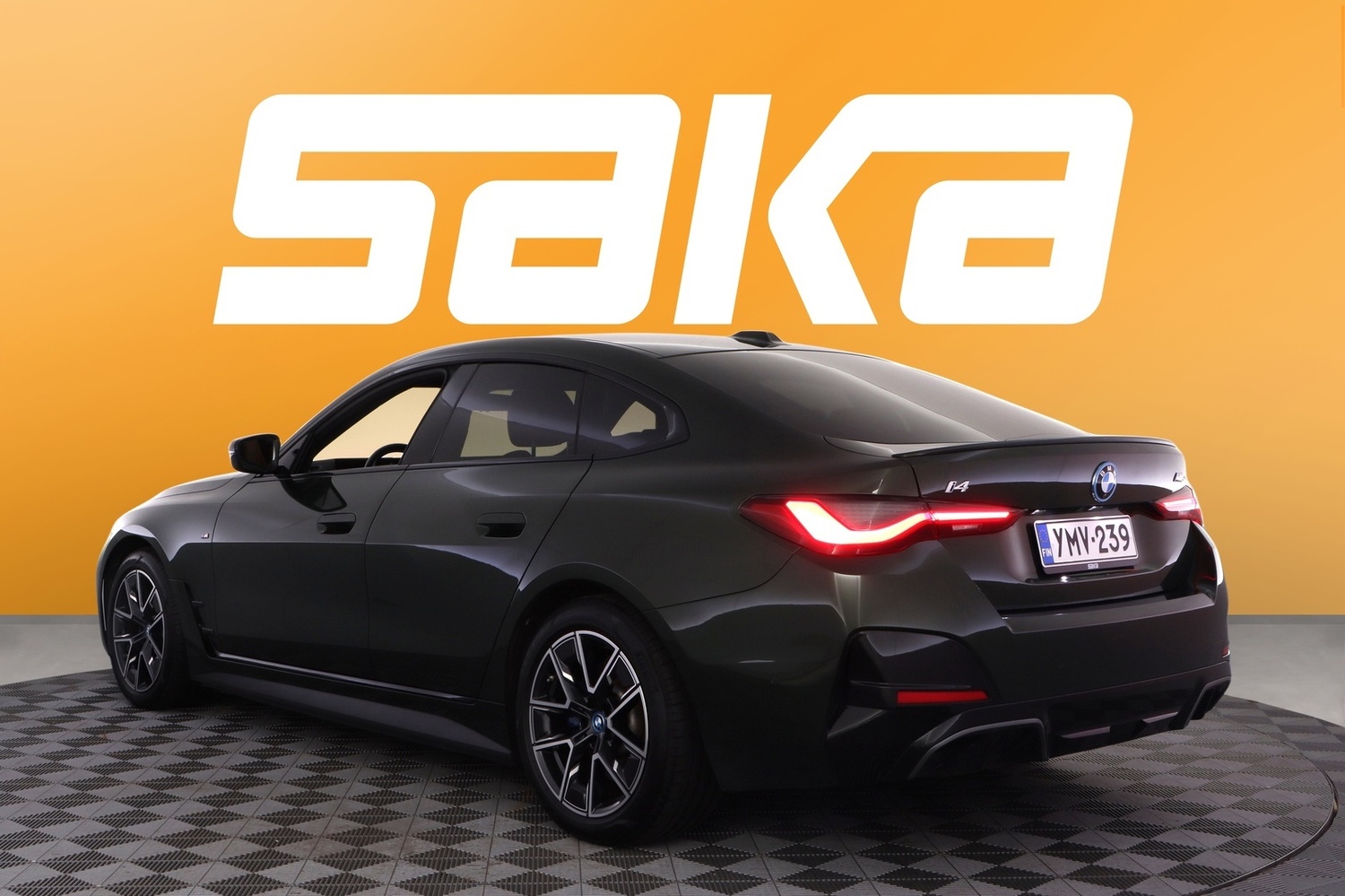 BMW i4 M50 vaihtoauto