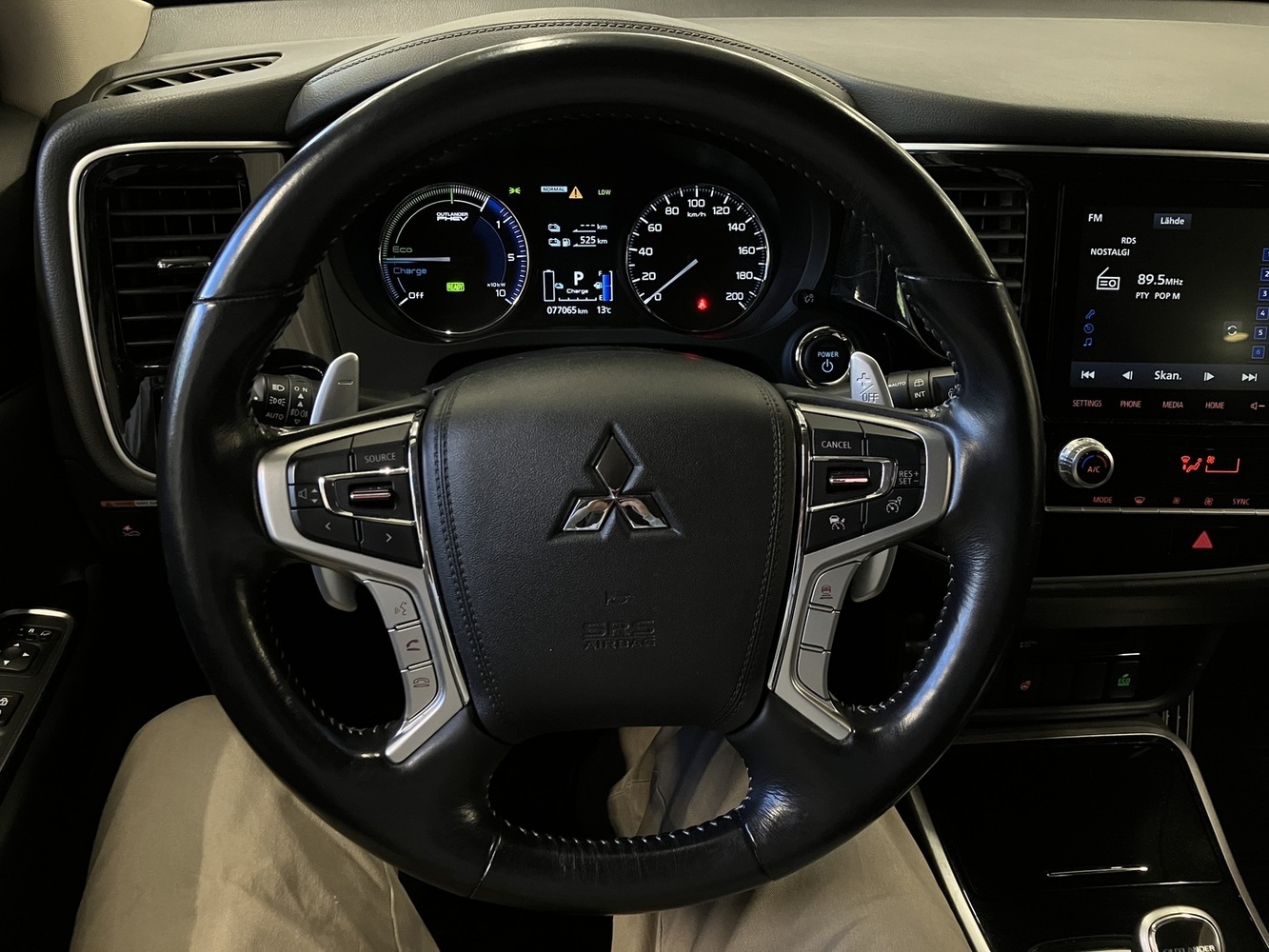 Mitsubishi Outlander vaihtoauto