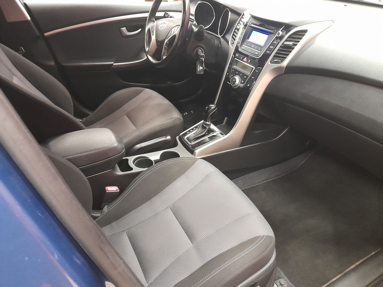 Hyundai i30 5d vaihtoauto