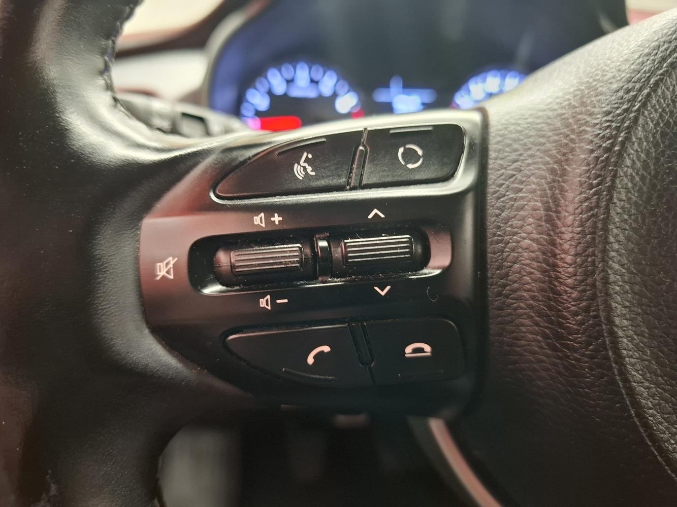Kia Rio vaihtoauto