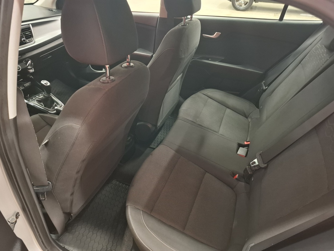 Kia Rio vaihtoauto