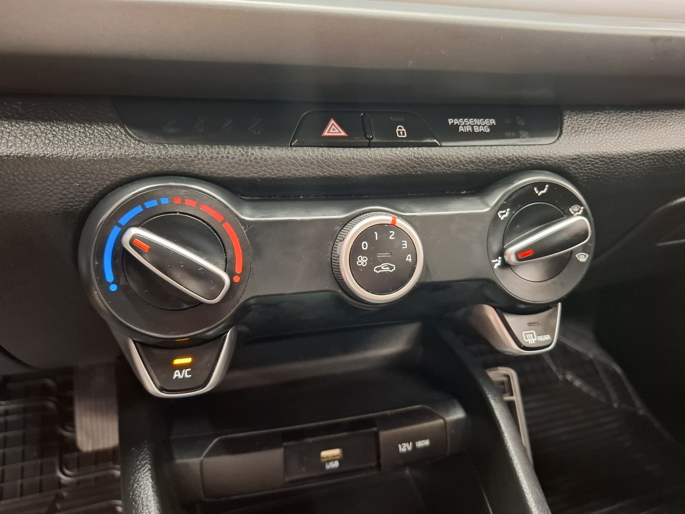 Kia Rio vaihtoauto