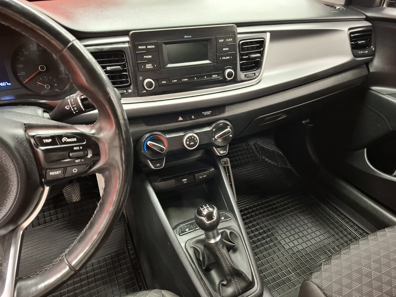 Kia Rio vaihtoauto