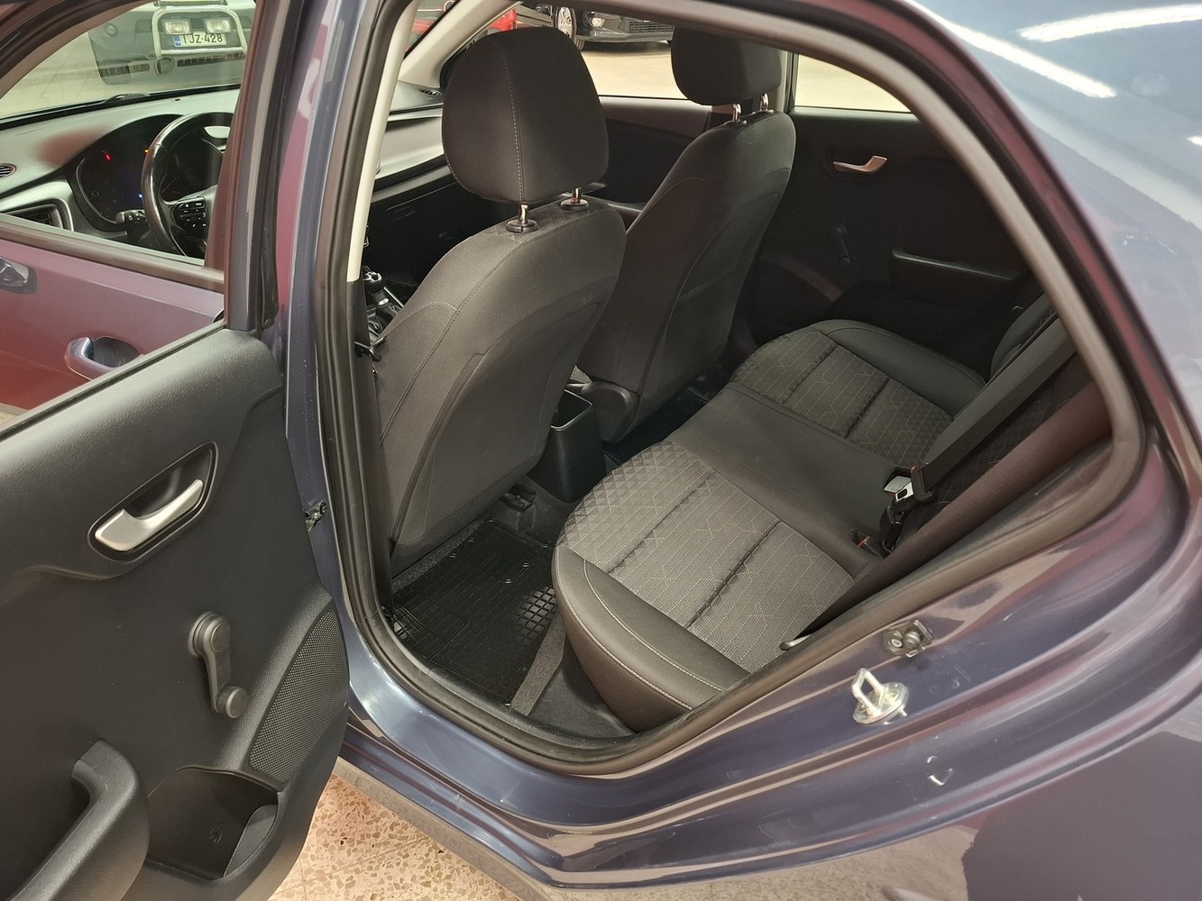 Kia Rio vaihtoauto