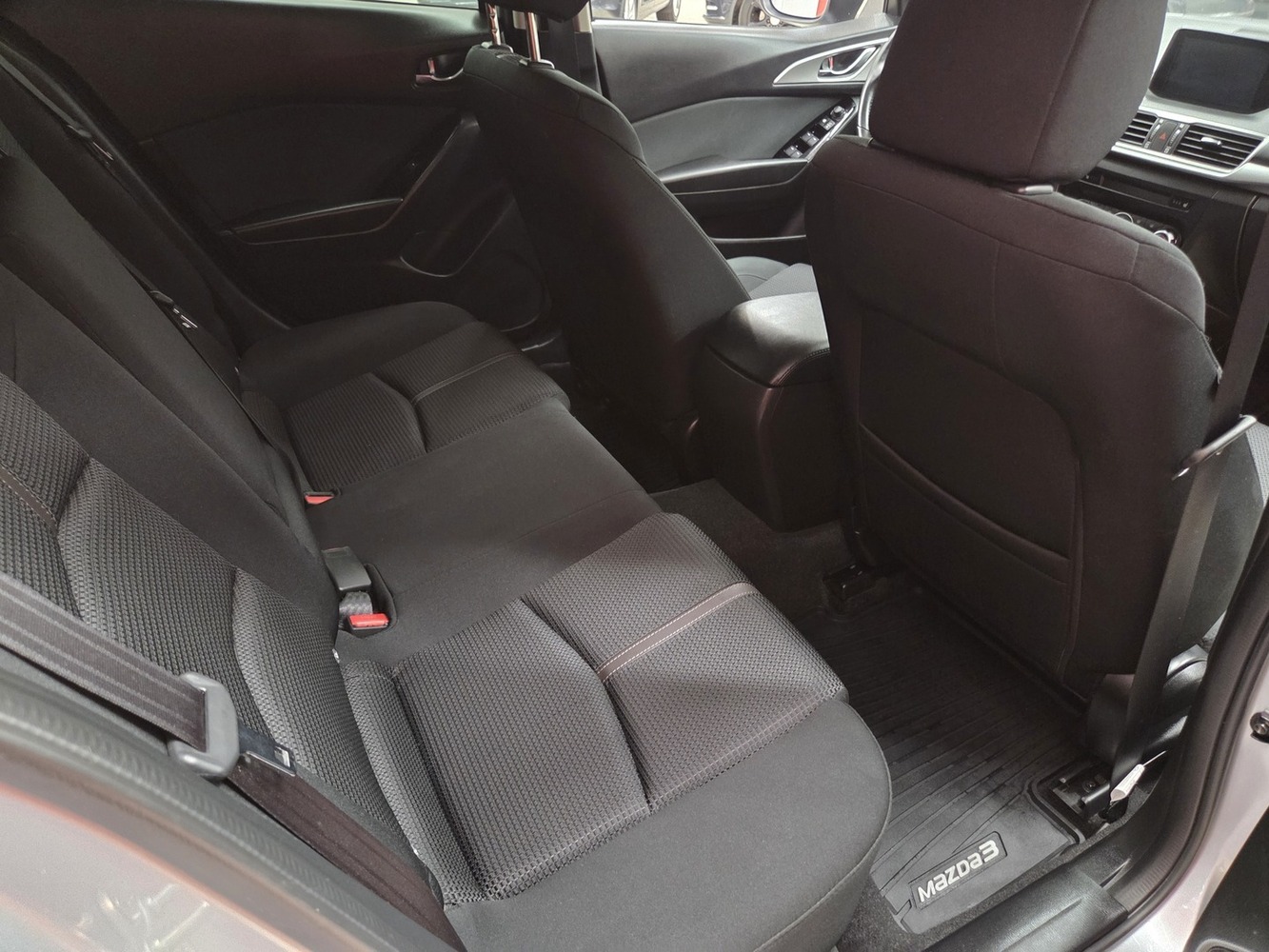 Mazda 3 vaihtoauto