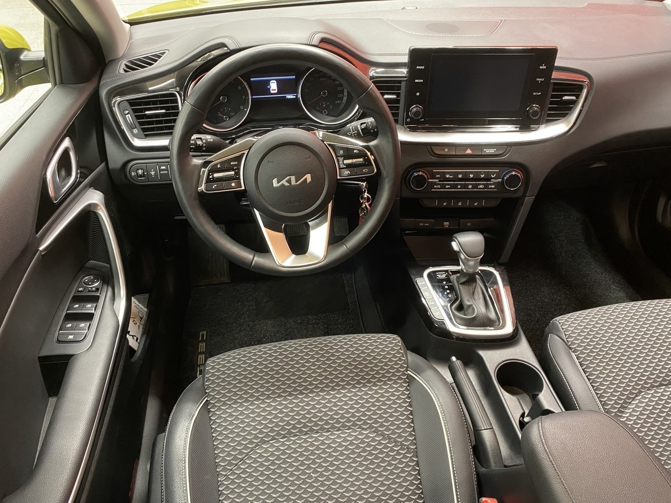 Kia Ceed vaihtoauto