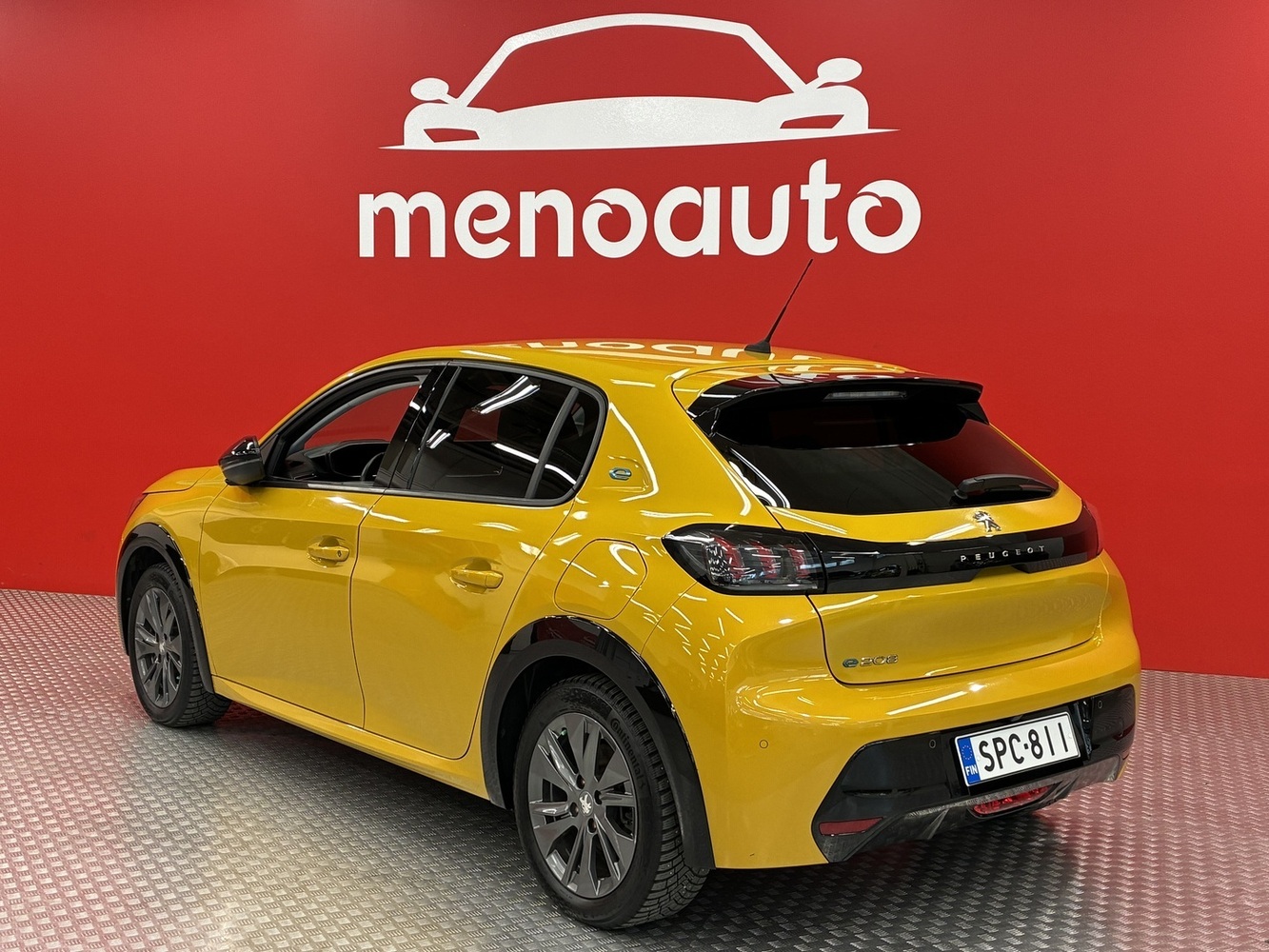 Peugeot e-208 vaihtoauto