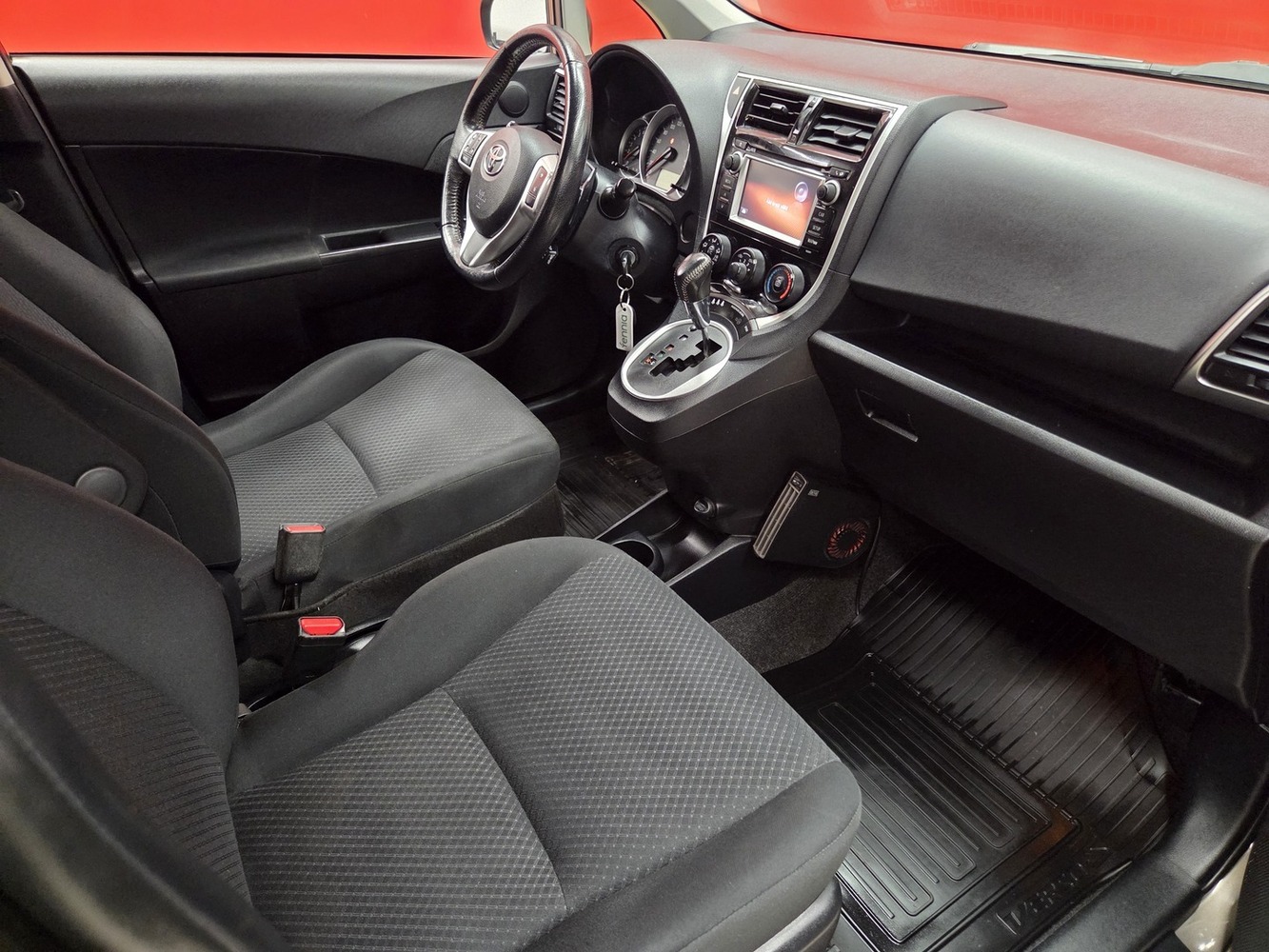 Toyota Verso-S vaihtoauto