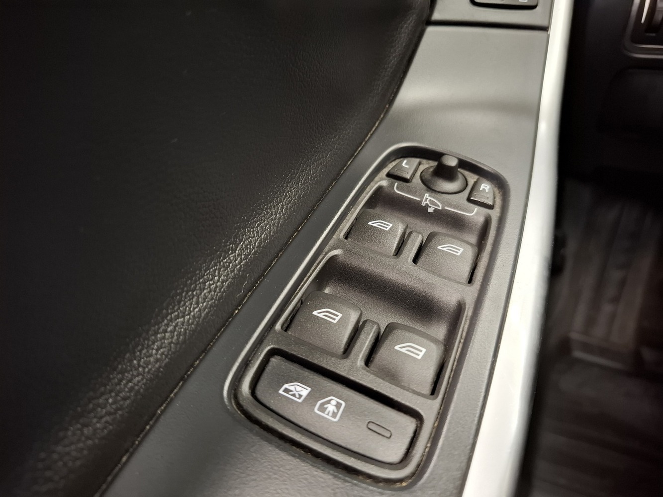 Volvo V60 Cross Country vaihtoauto
