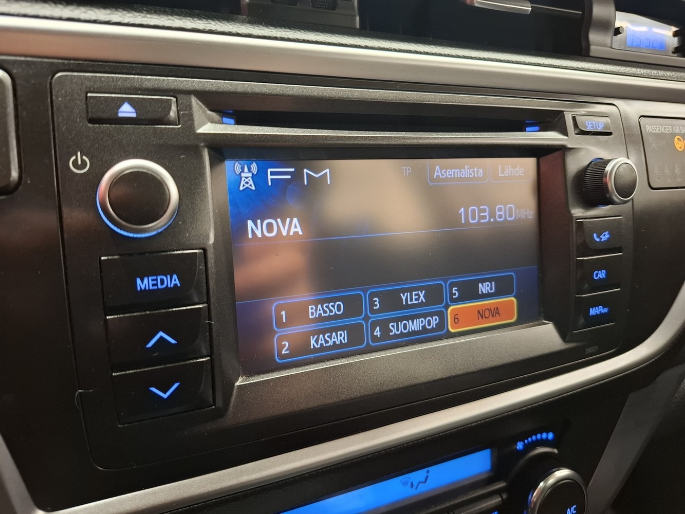 Toyota Auris vaihtoauto