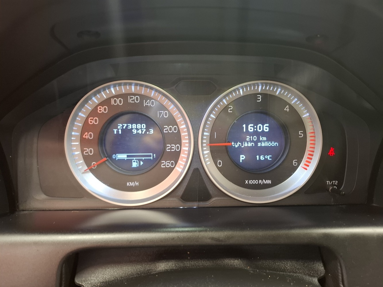 Volvo XC60 vaihtoauto