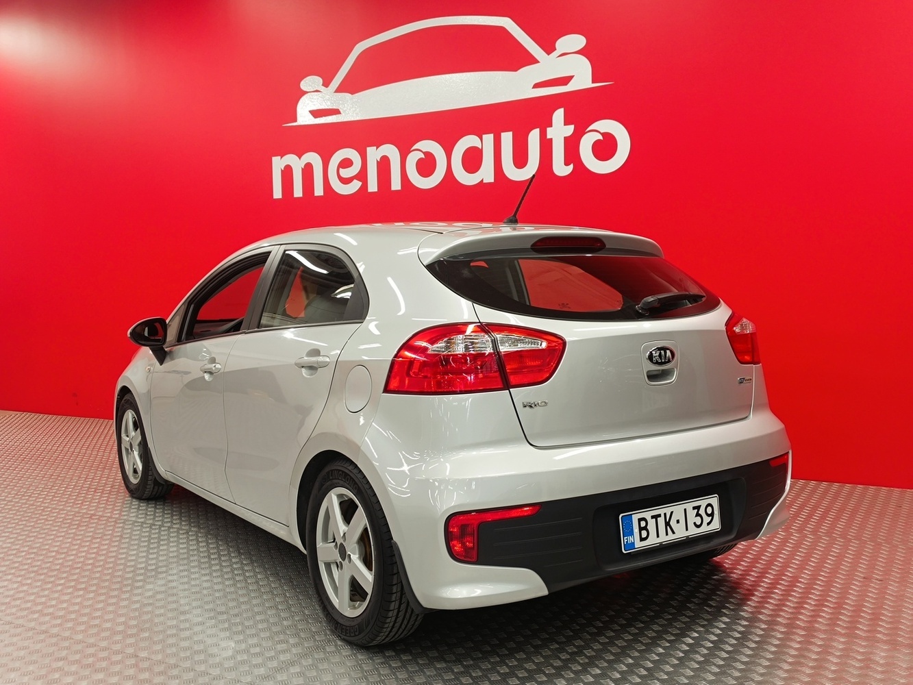 Kia Rio vaihtoauto