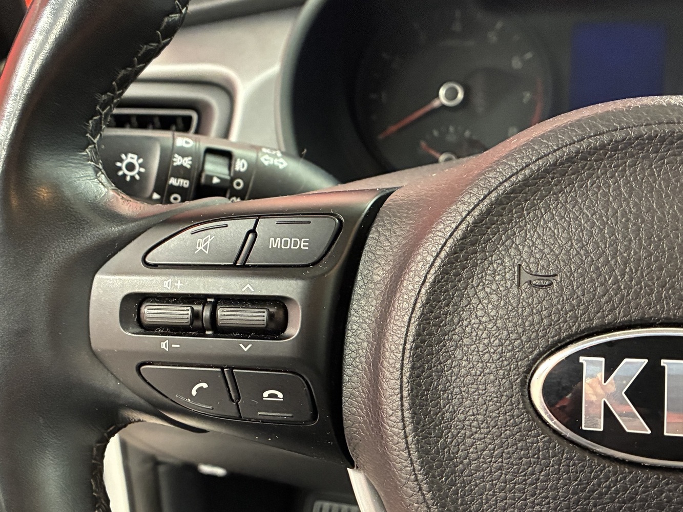 Kia Rio vaihtoauto