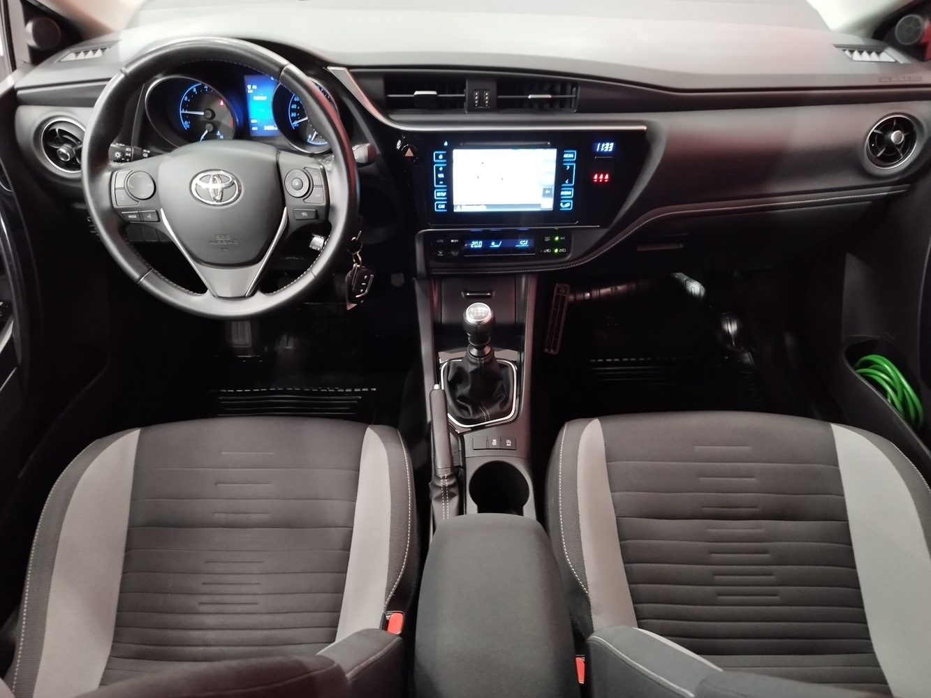 Toyota Auris vaihtoauto