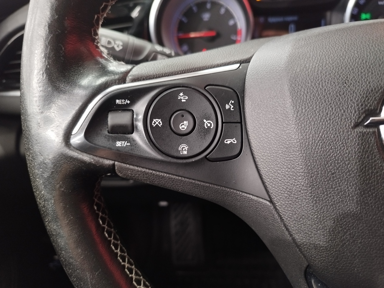 Opel Insignia vaihtoauto
