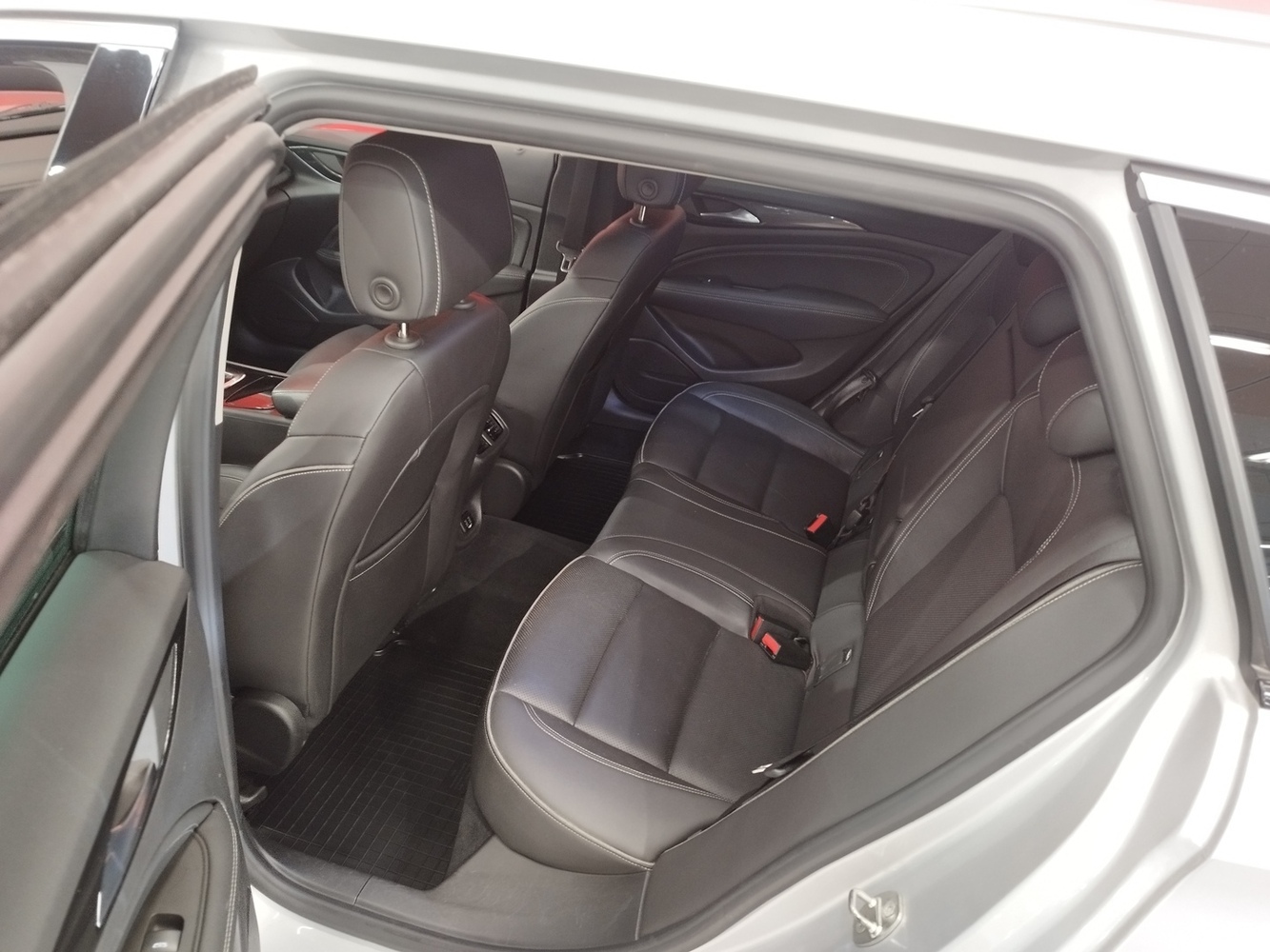 Opel Insignia vaihtoauto