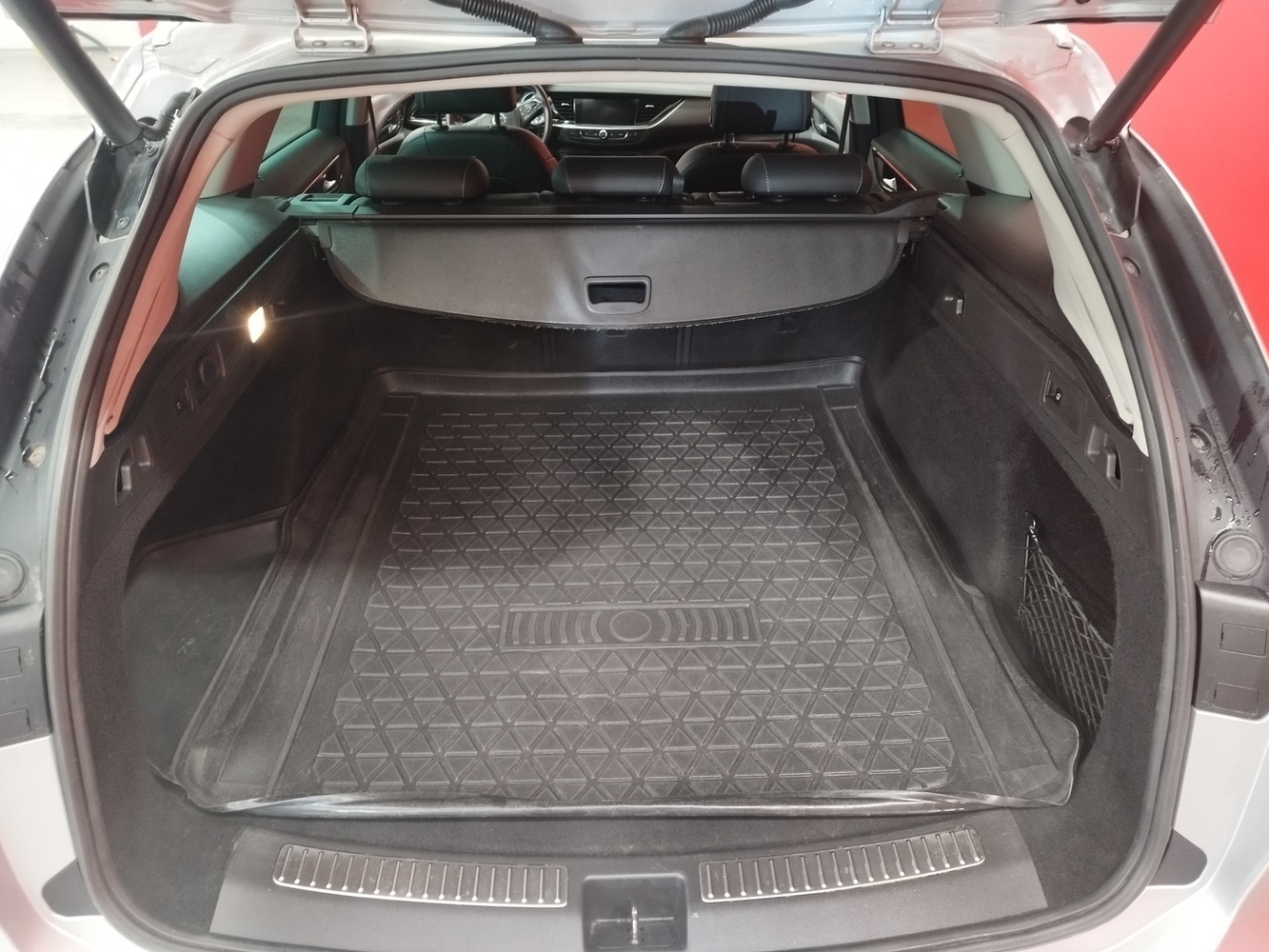 Opel Insignia vaihtoauto