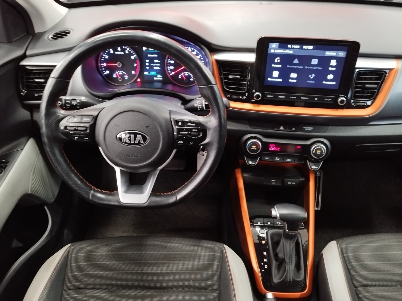 Kia Stonic vaihtoauto
