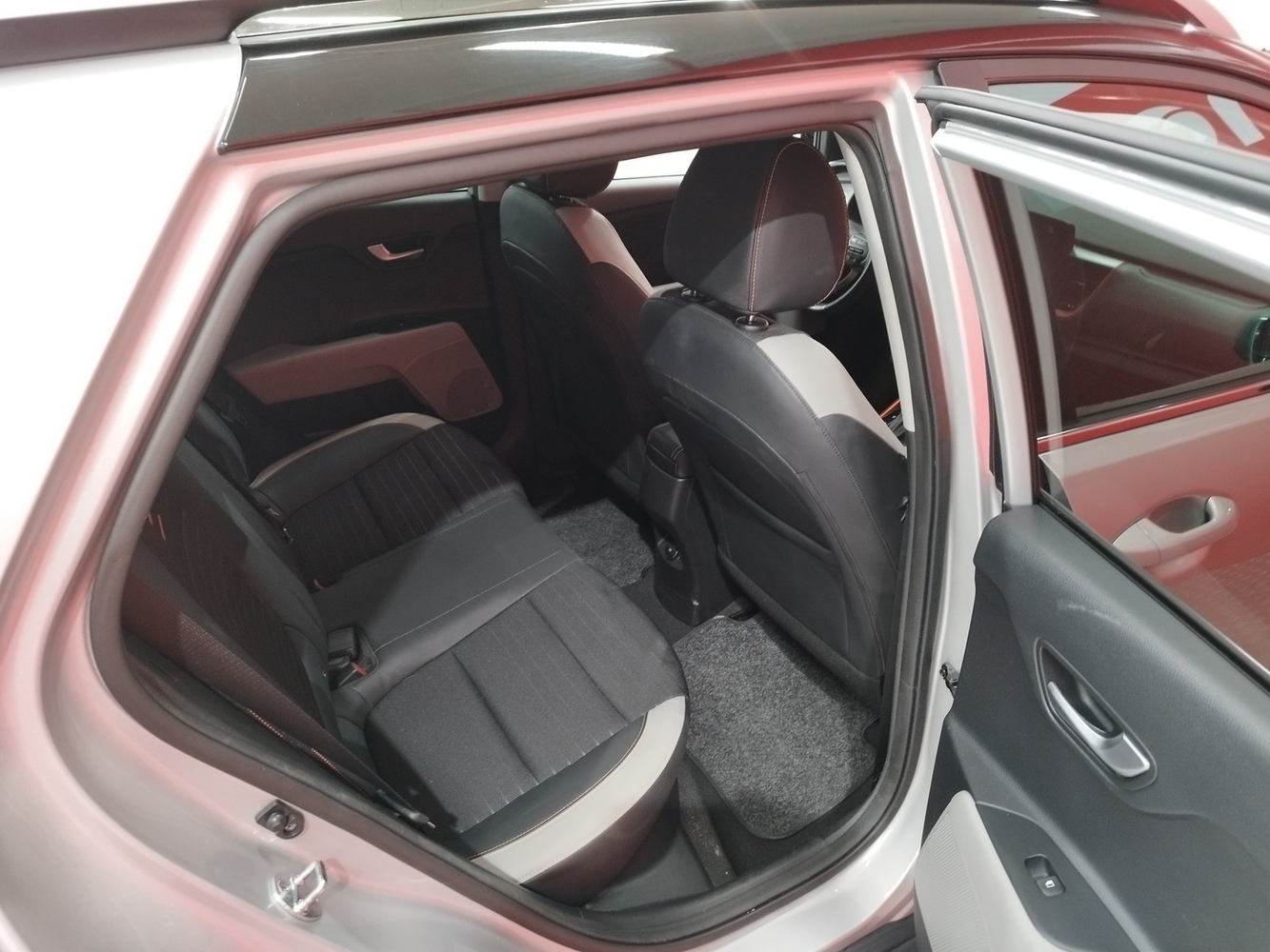 Kia Stonic vaihtoauto