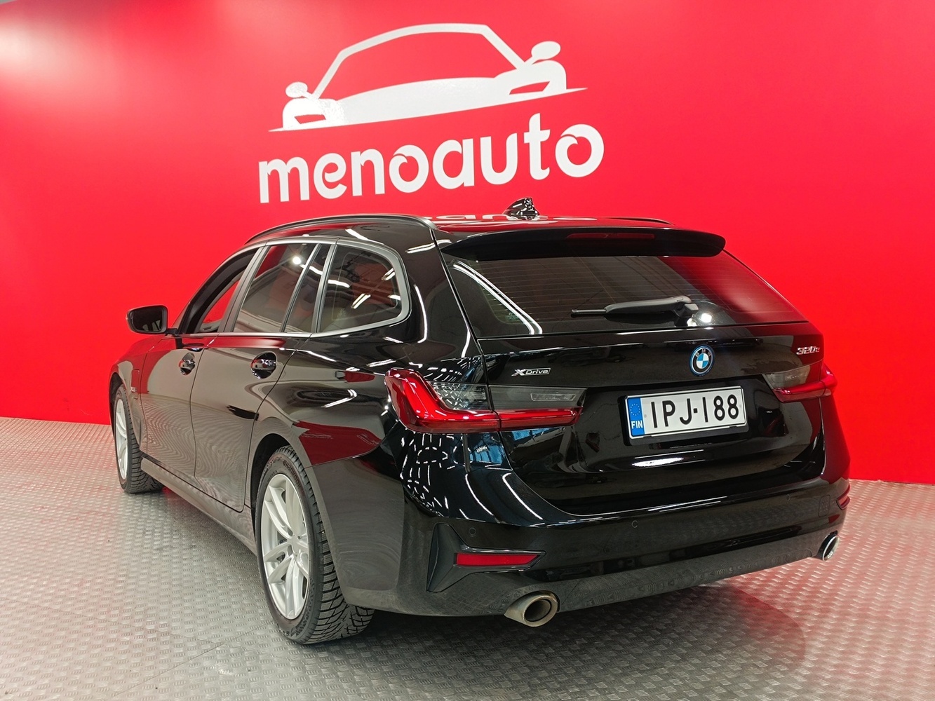 BMW 320 vaihtoauto