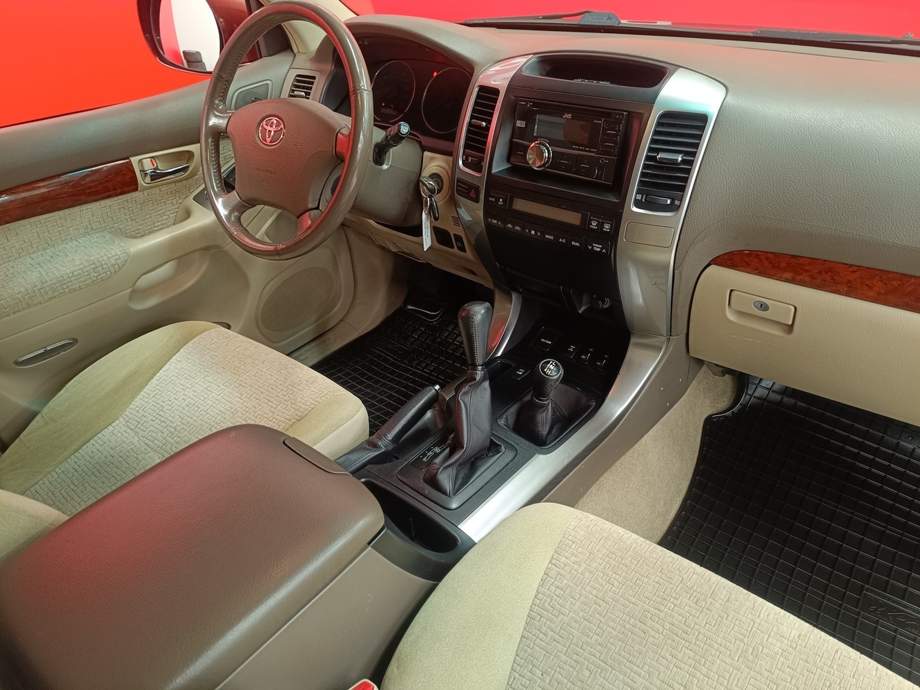 Toyota Land Cruiser vaihtoauto