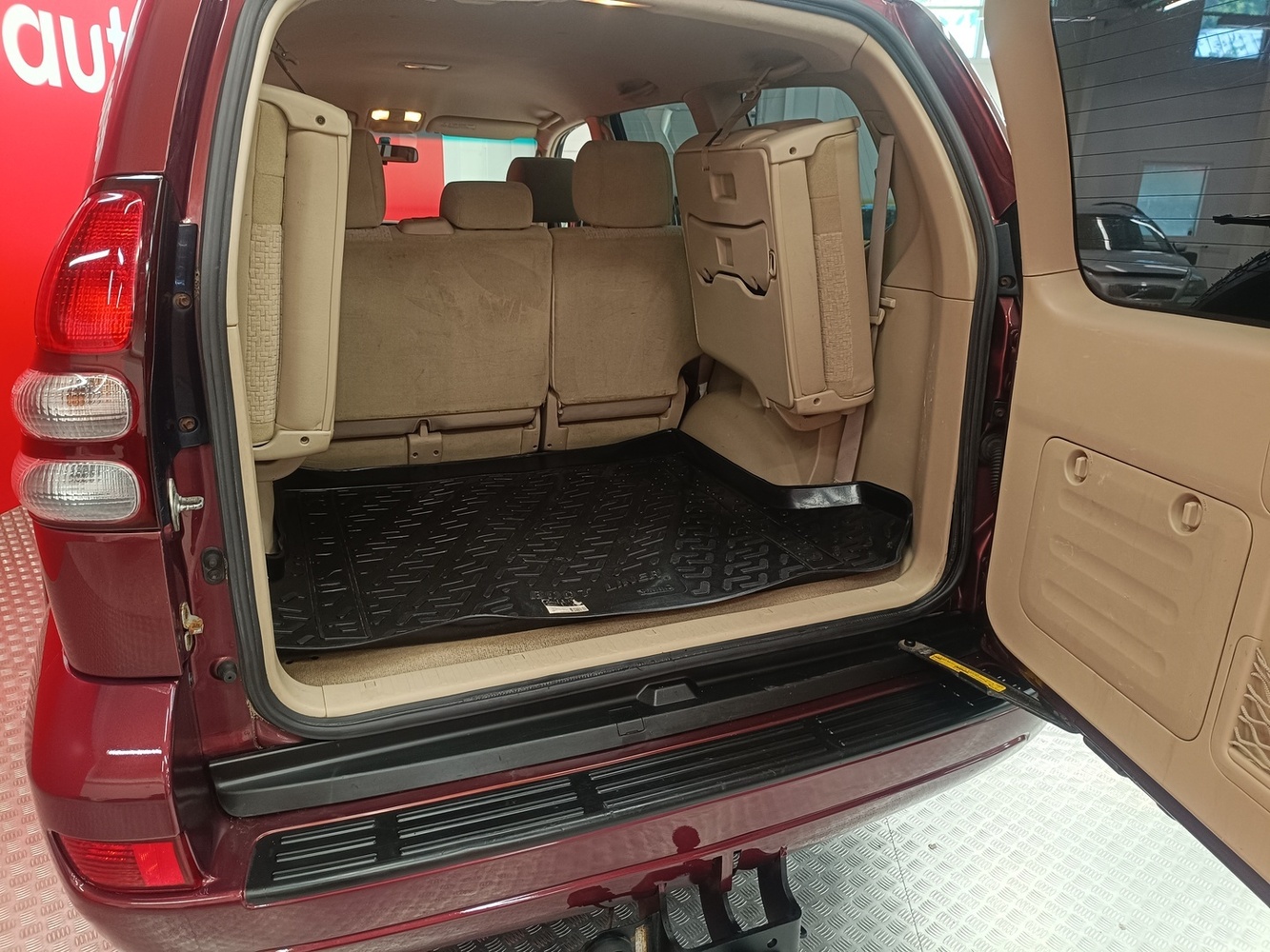 Toyota Land Cruiser vaihtoauto