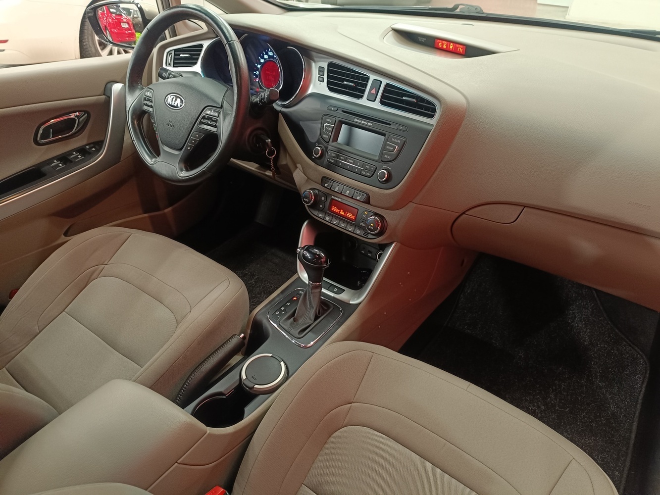 Kia Ceed vaihtoauto