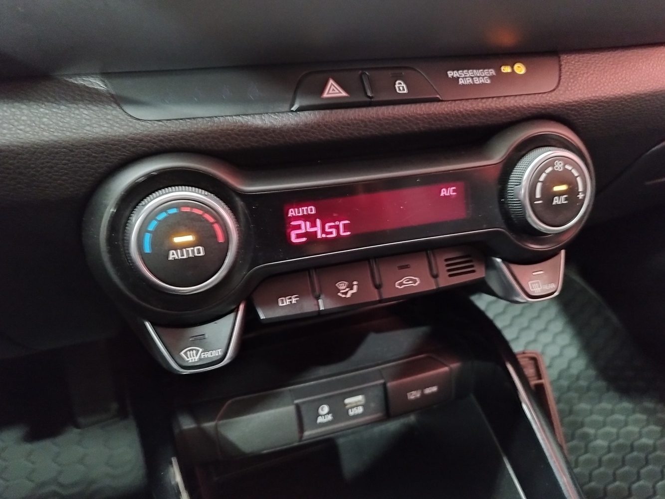 Kia Stonic vaihtoauto