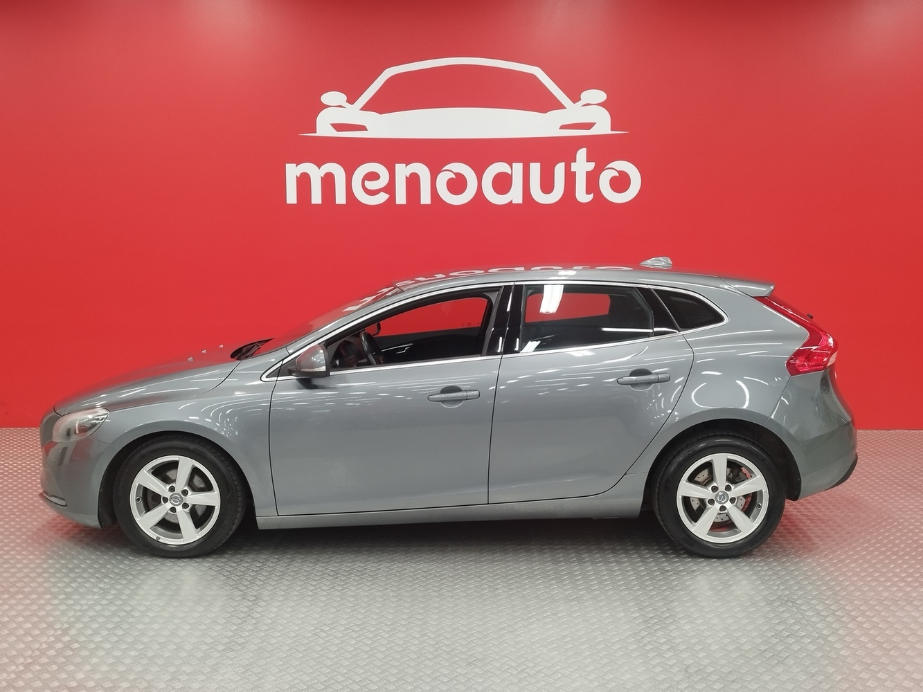 Volvo V40 vaihtoauto