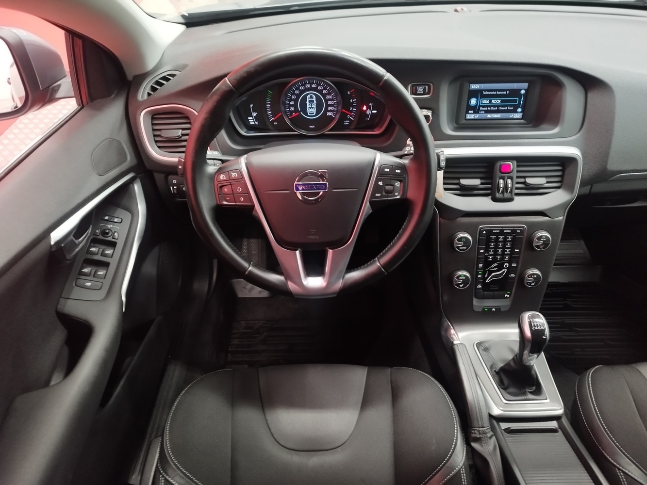 Volvo V40 vaihtoauto
