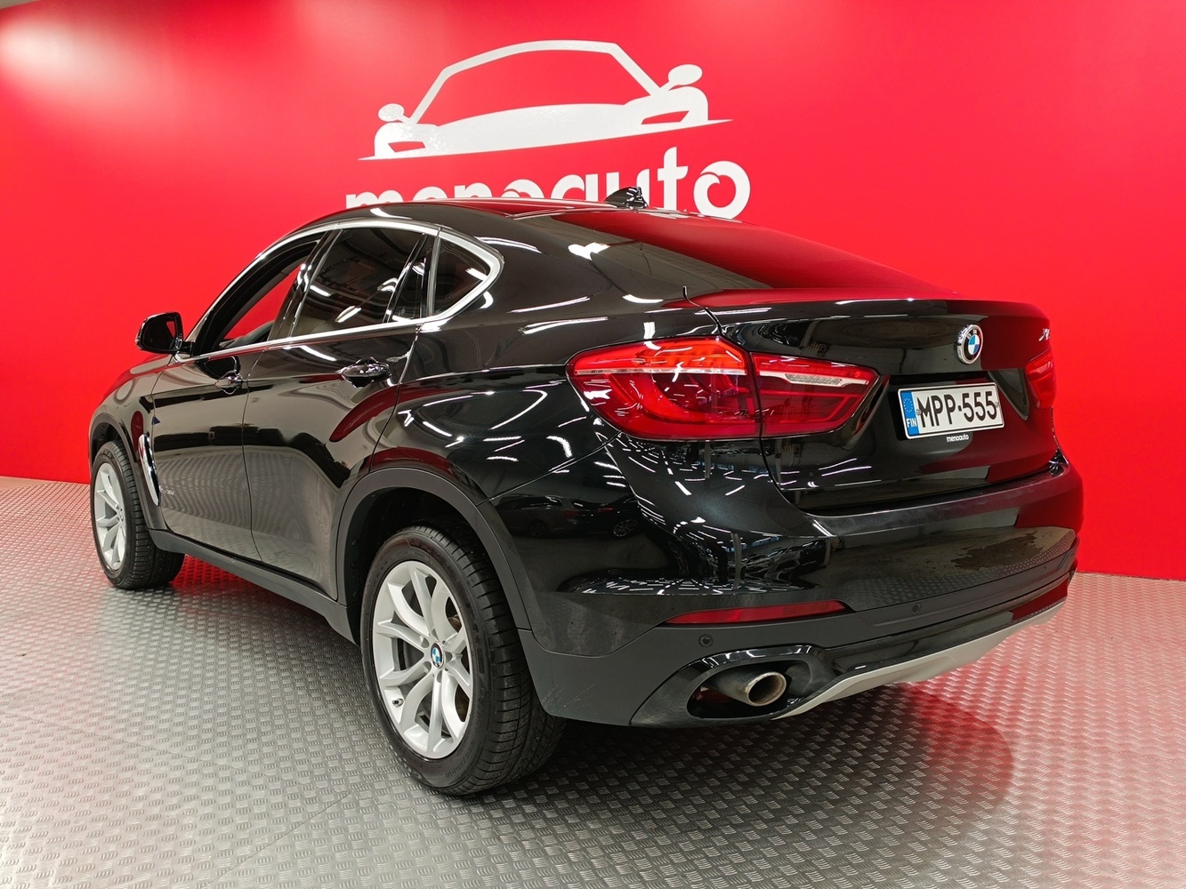 BMW X6 vaihtoauto