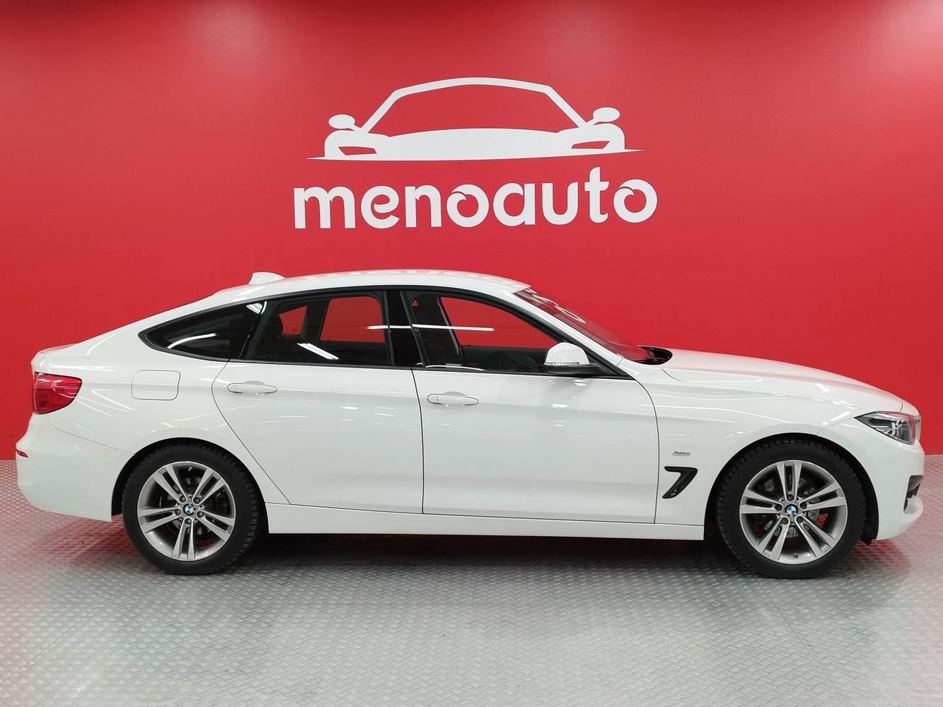 BMW 320 vaihtoauto