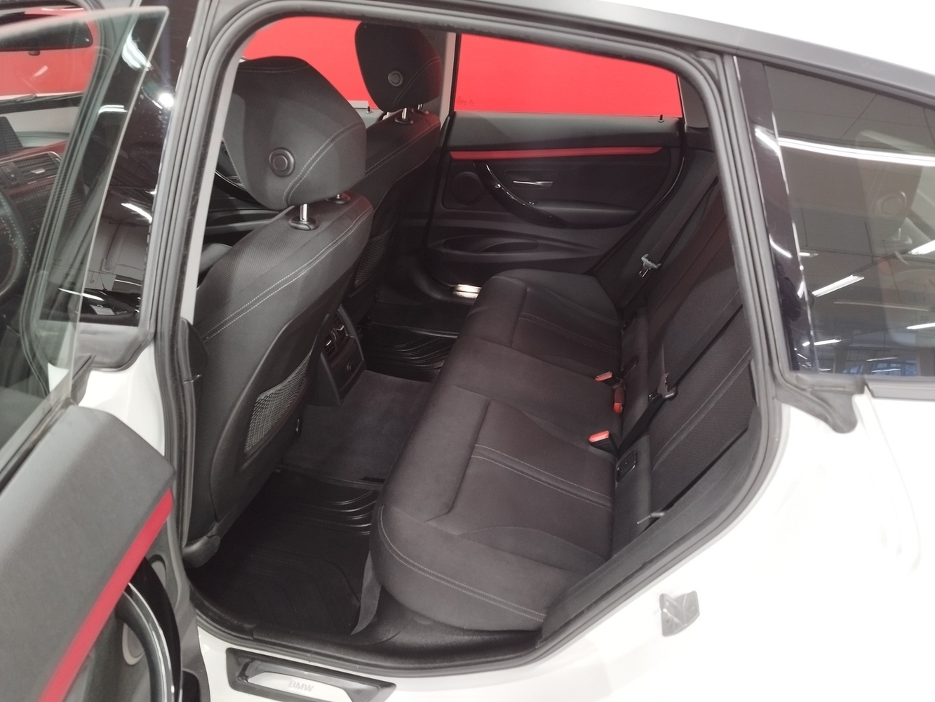 BMW 320 vaihtoauto