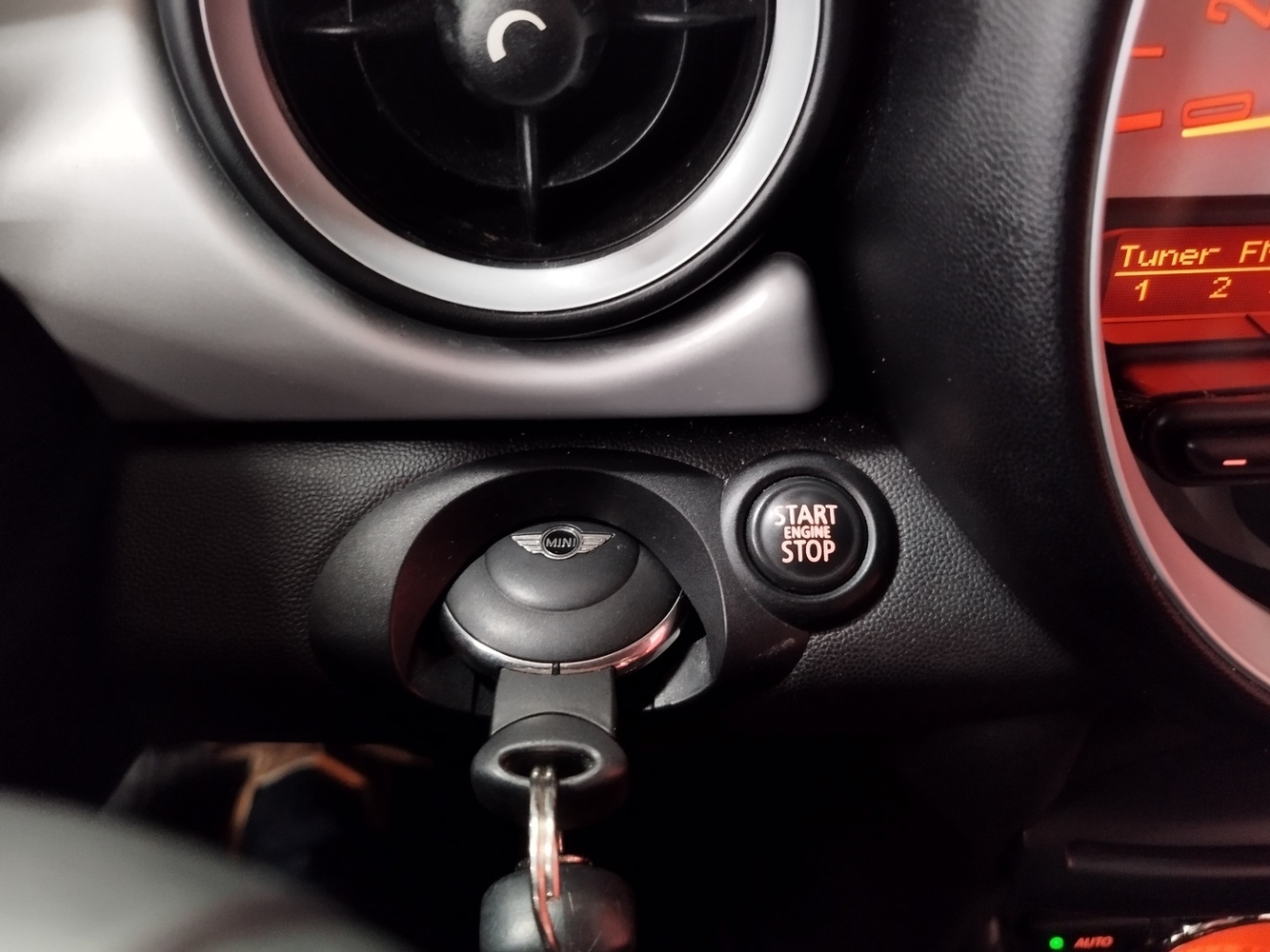 Mini Cooper vaihtoauto
