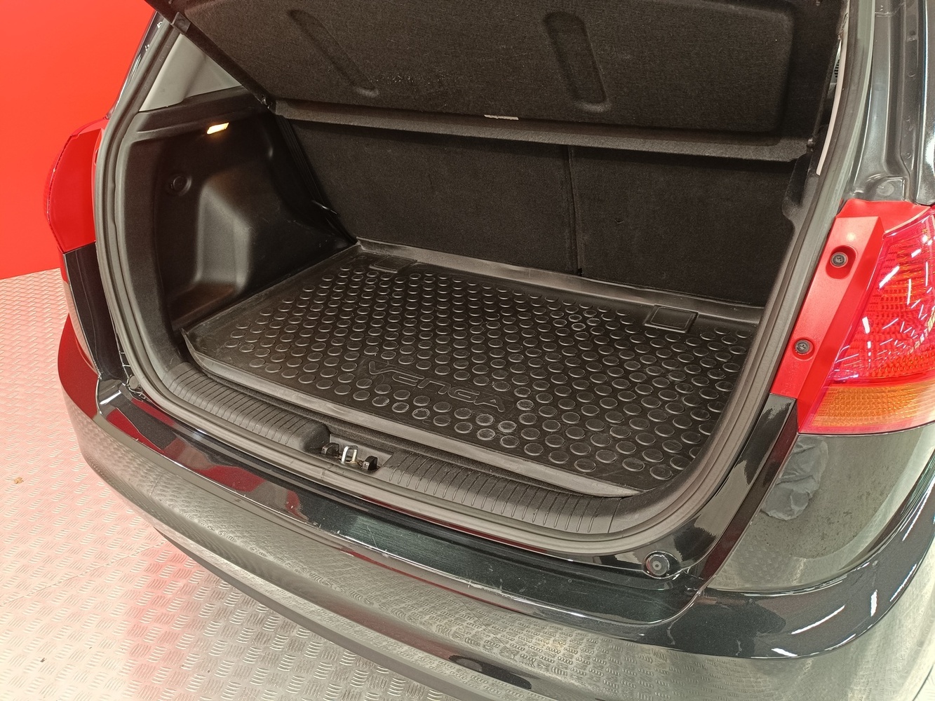 Kia Venga vaihtoauto