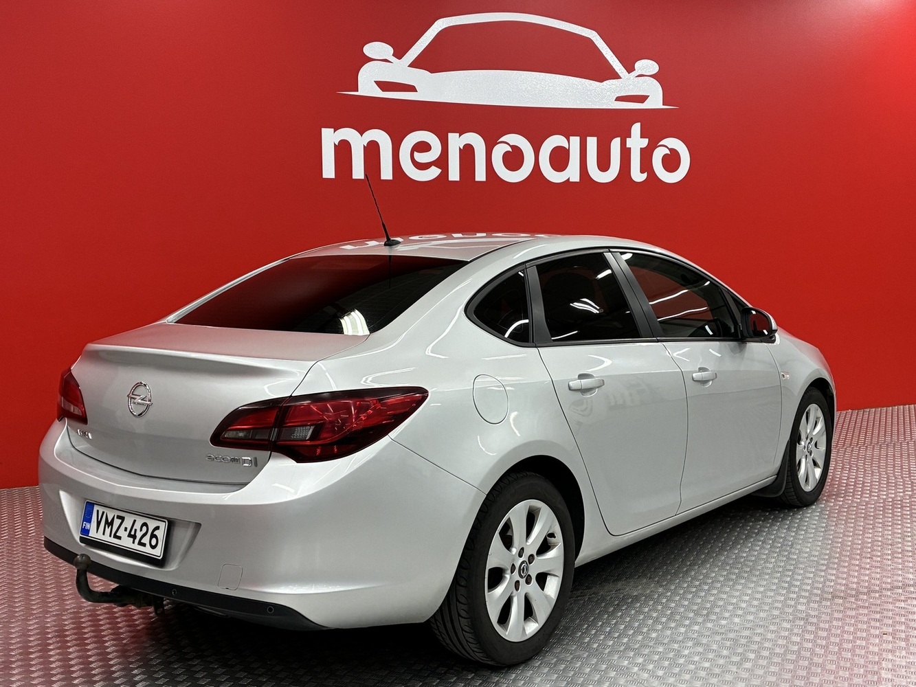 Opel Astra vaihtoauto