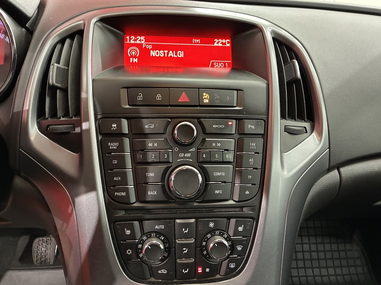 Opel Astra vaihtoauto