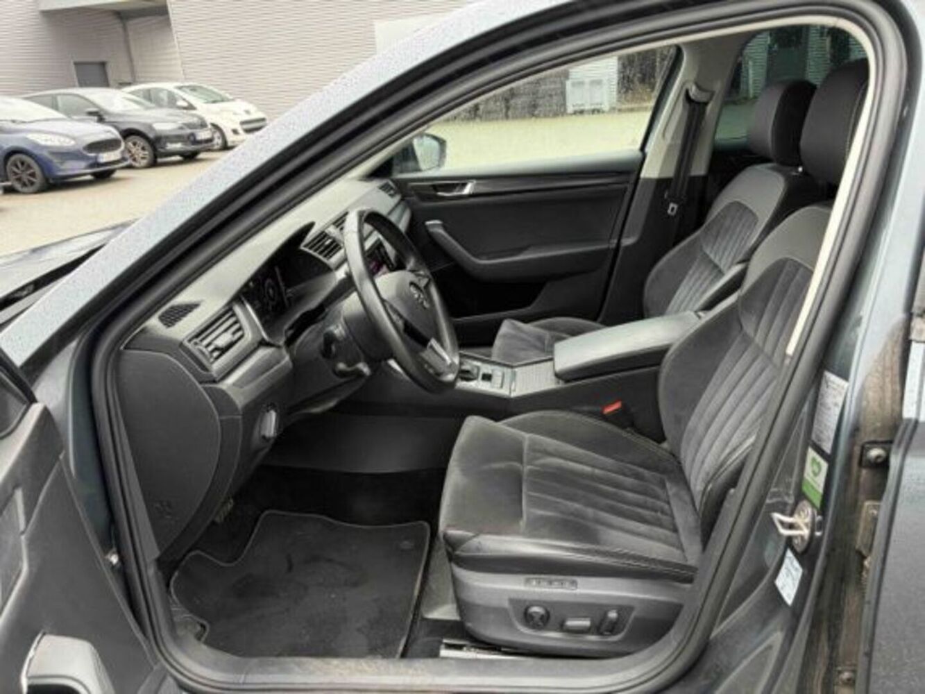 Skoda Superb vaihtoauto