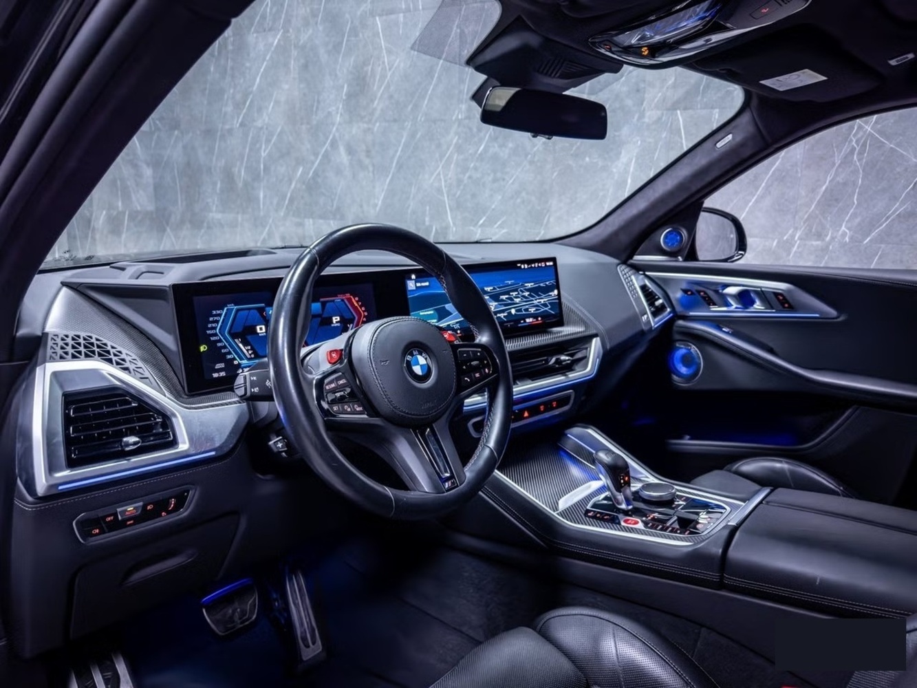 BMW XM vaihtoauto