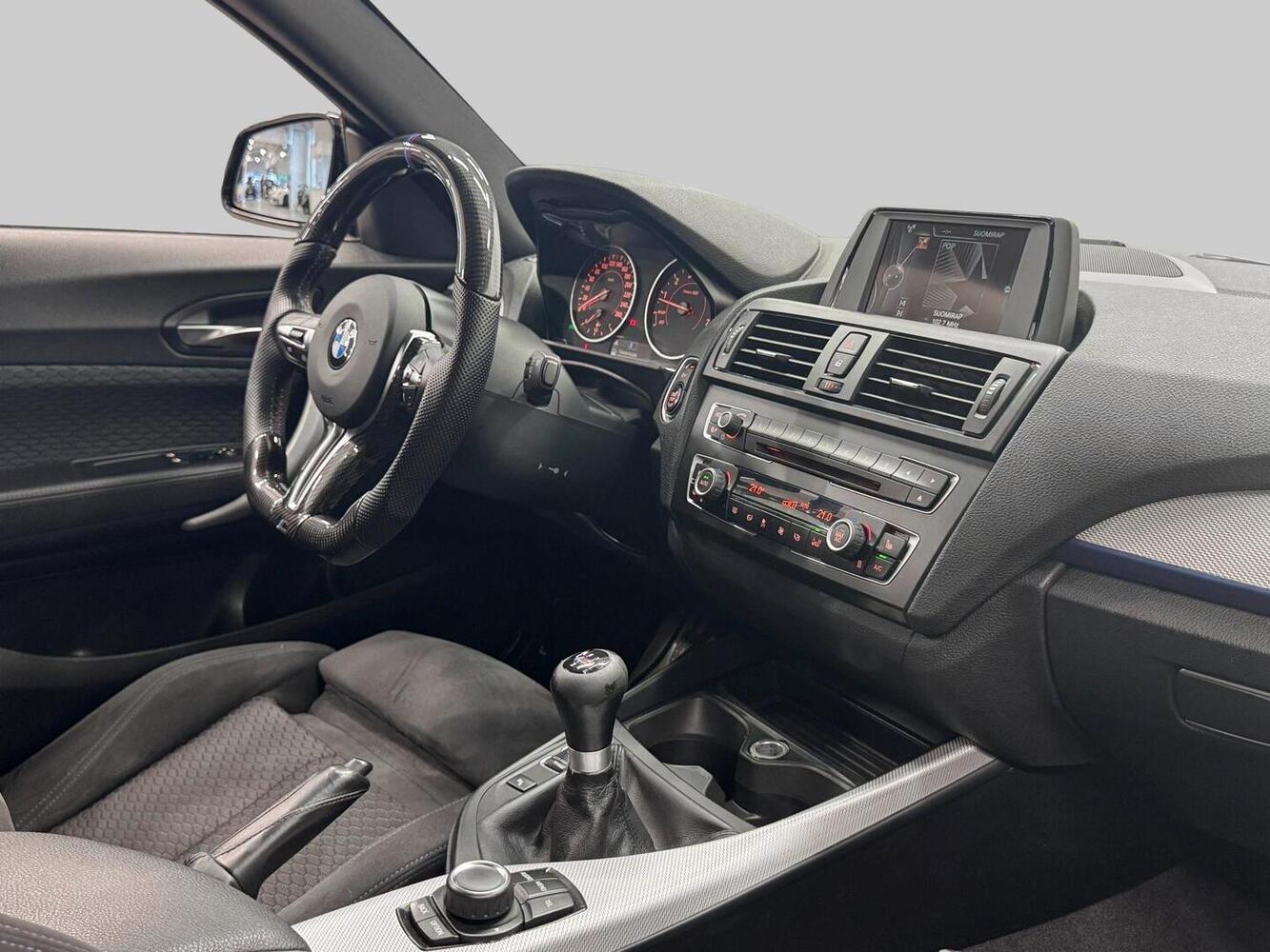 BMW M235i vaihtoauto