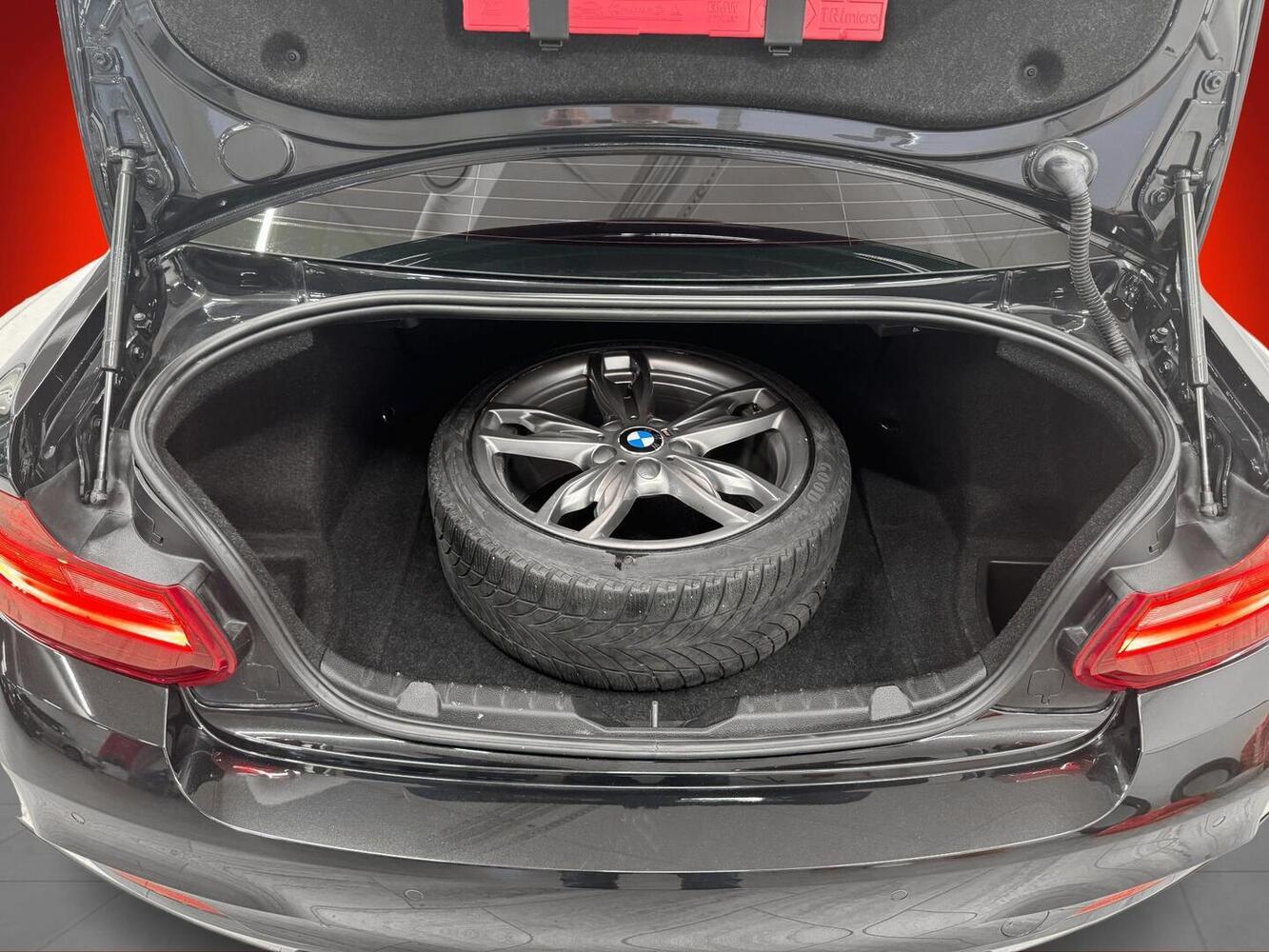 BMW M235i vaihtoauto